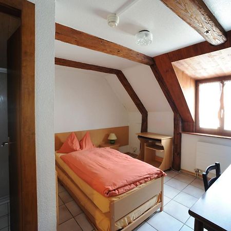 Chez Gilles Hotel Resto Bar Sa La Chaux De Fonds ภายนอก รูปภาพ